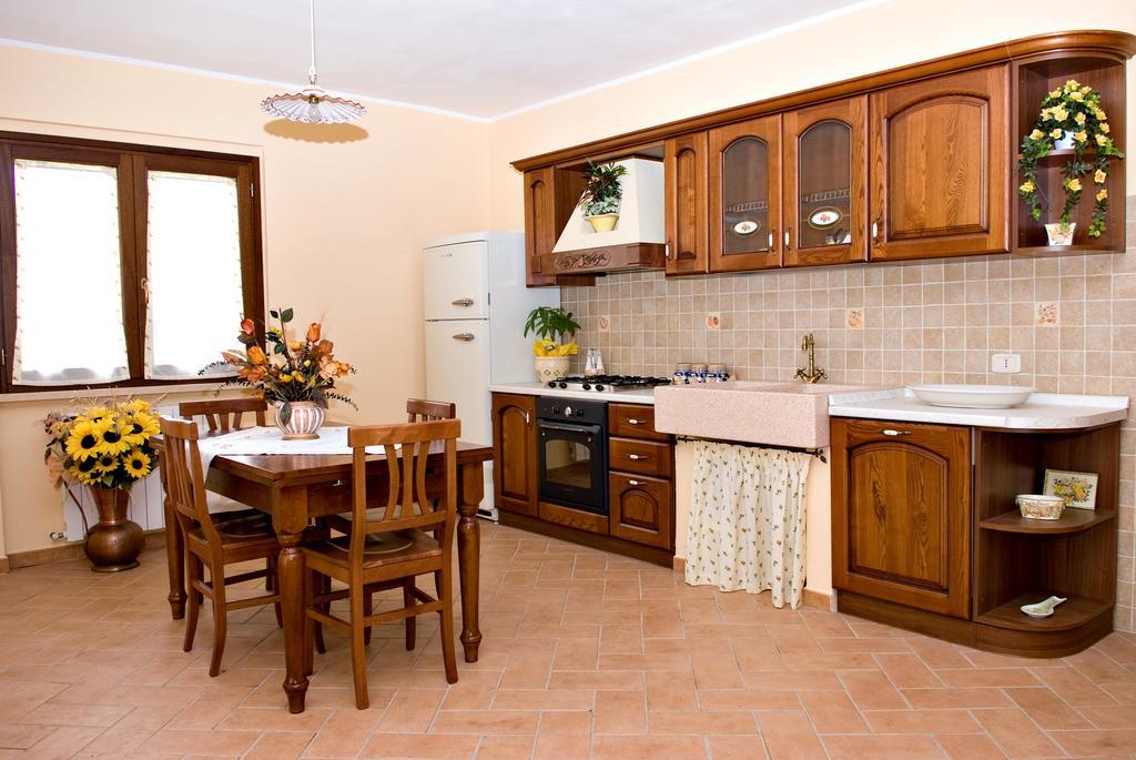 Agriturismo Colle D' Oro Pescia Romana Room photo
